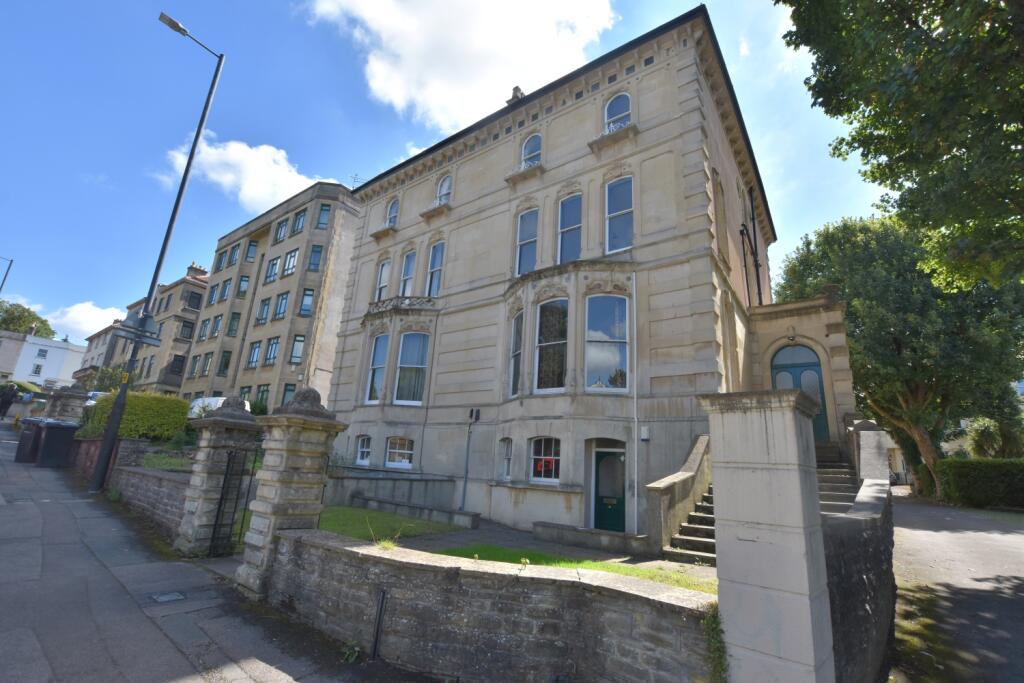 Main image of property: Tyndalls Park Road, Upper Maisonette, Bristol, BS8 1PL