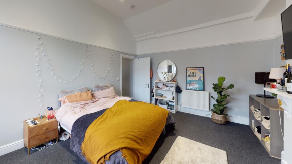 Additional property image - Alma Vale Road, Clifton