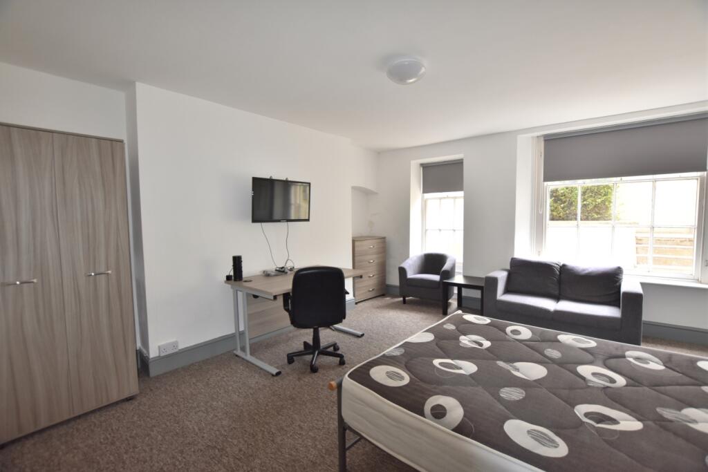 Property image - Arlington Mansions, Flat 9, Clifton, BS8 2EH
