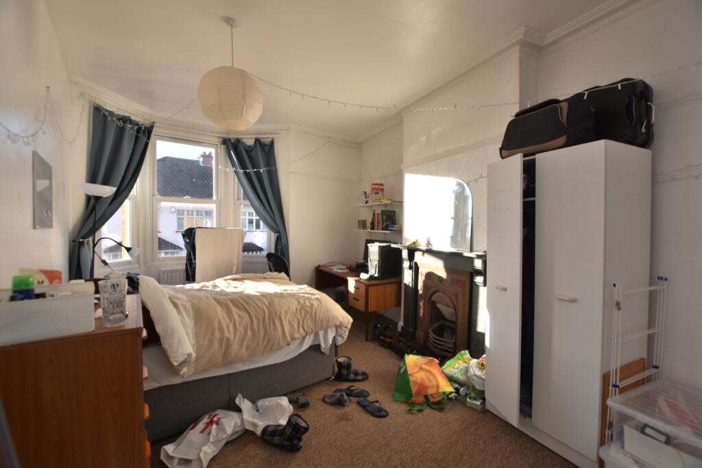 Additional property image - Chapel Green Lane, Redland, BS6 6UA