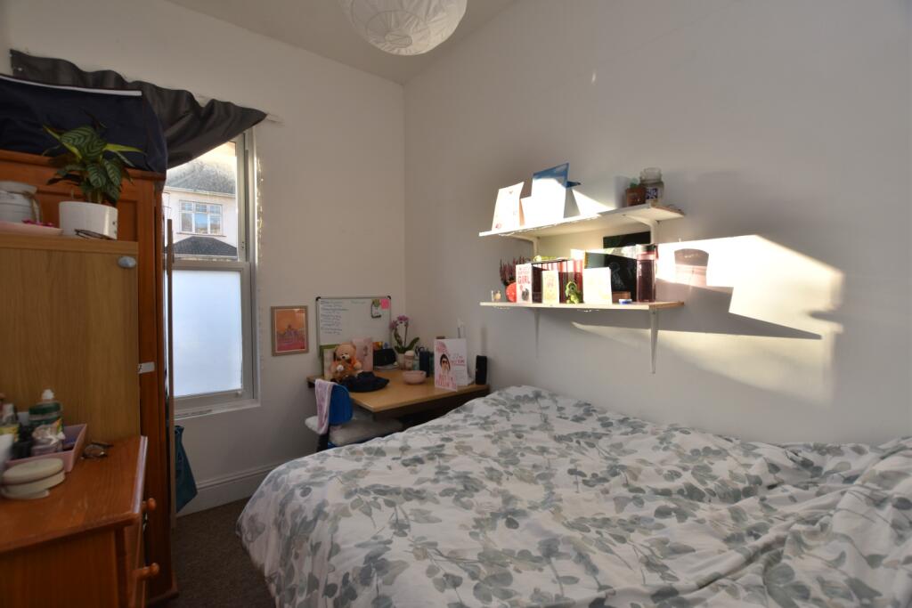 Additional property image - Chapel Green Lane, Redland, BS6 6UA