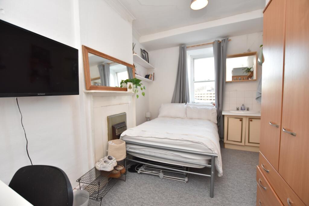 Additional property image - Berkeley Crescent, Clifton, BS8 1HA