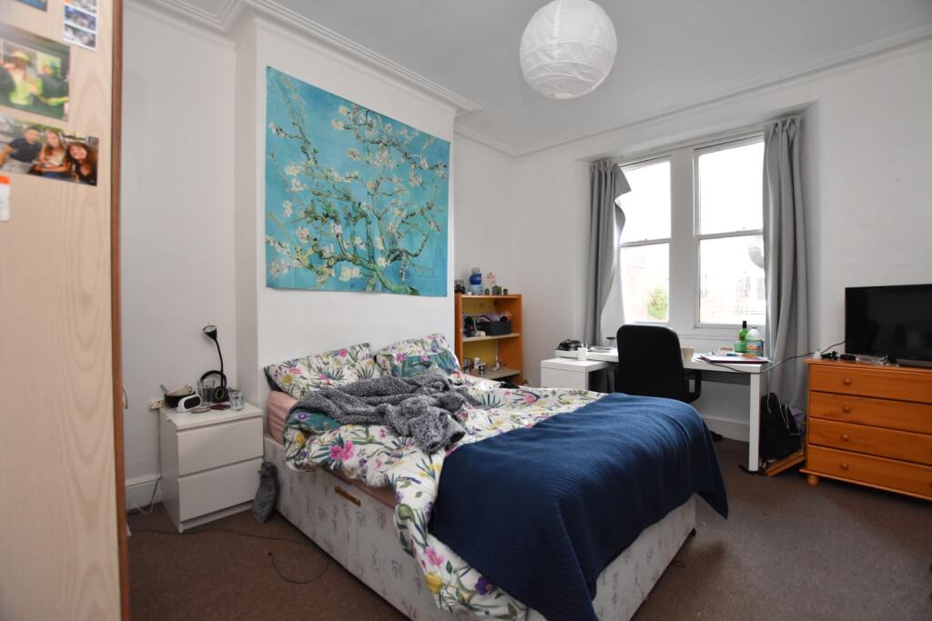Additional property image - Chapel Green Lane, Redland, BS6 6UA