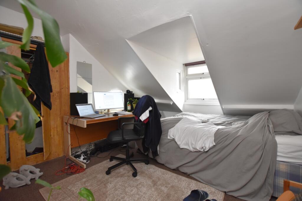 Additional property image - Chapel Green Lane, Redland, BS6 6UA