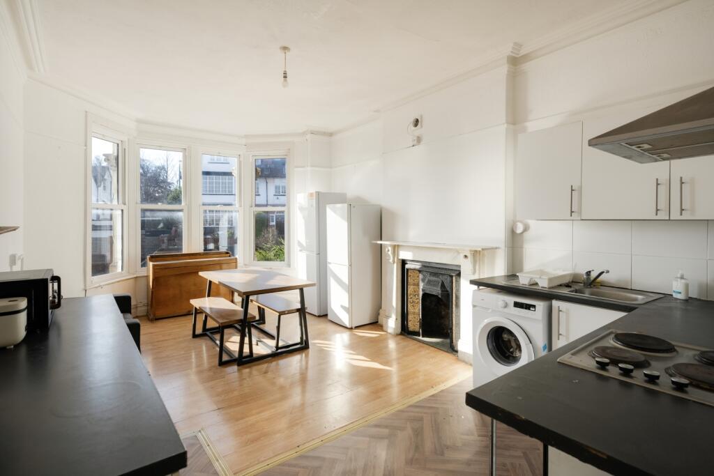 Additional property image - Room 5, Redland Road, Bristol, BS6