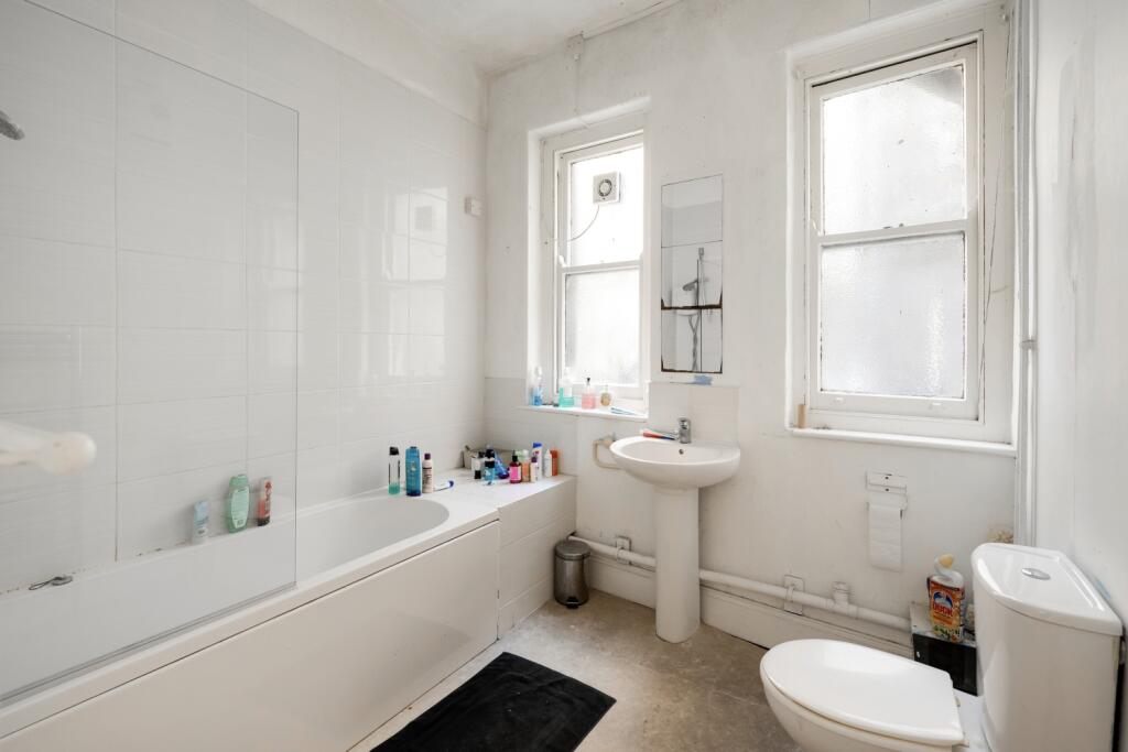 Additional property image - Room 5, Redland Road, Bristol, BS6