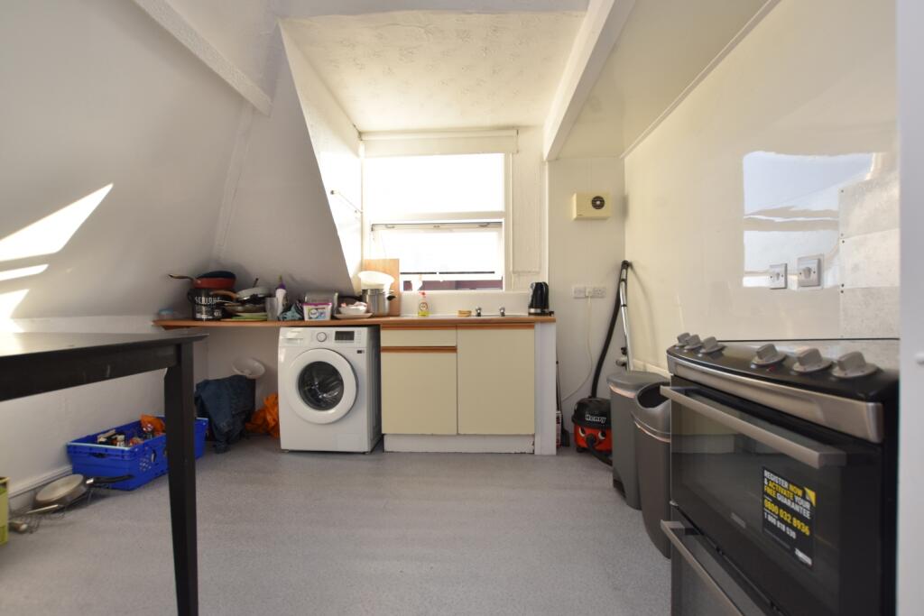 Additional property image - Room 1, Whatley Road, Clifton, Bristol, BS8