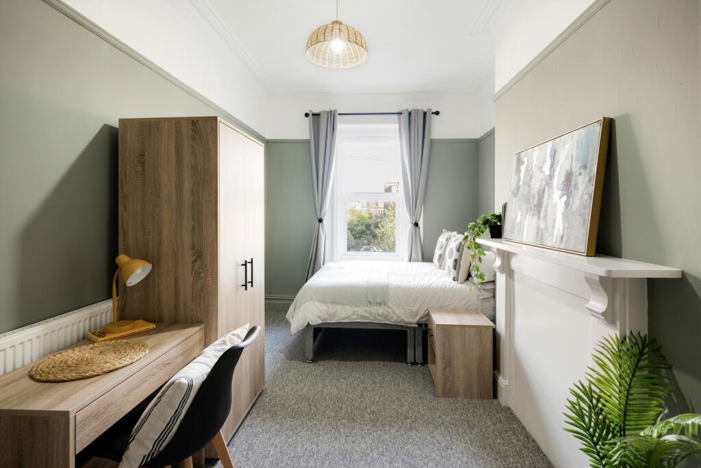 Additional property image - Room 9, Redland Road, Bristol, BS6