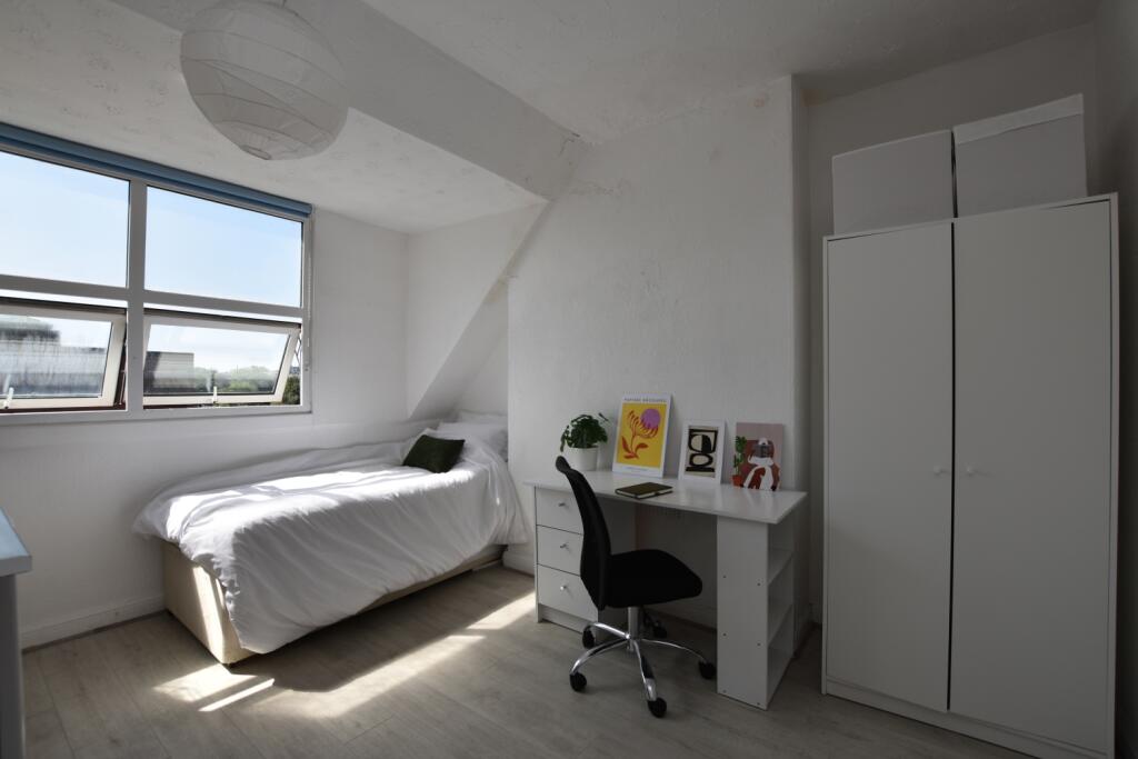 Main image of property: Room 8, Whatley Road, Clifton, Bristol, BS8