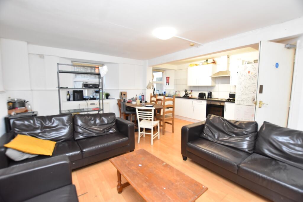 Additional property image - Room 1, St Pauls Road, Lower Maisonette, Clifton, Bristol, BS8 1LT