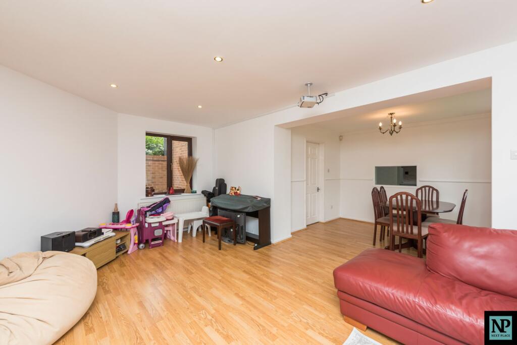 Additional property image - Morpeth, Dosthill, Tamworth, B77