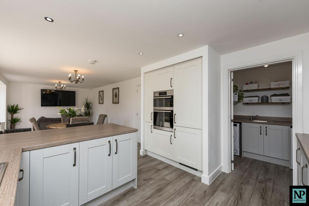 Additional property image - Meadow Way, Tamworth, B79