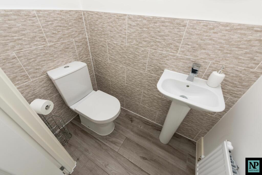 Additional property image - Meadow Way, Tamworth, B79