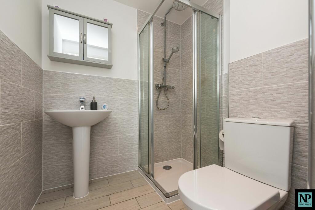 Additional property image - Meadow Way, Tamworth, B79