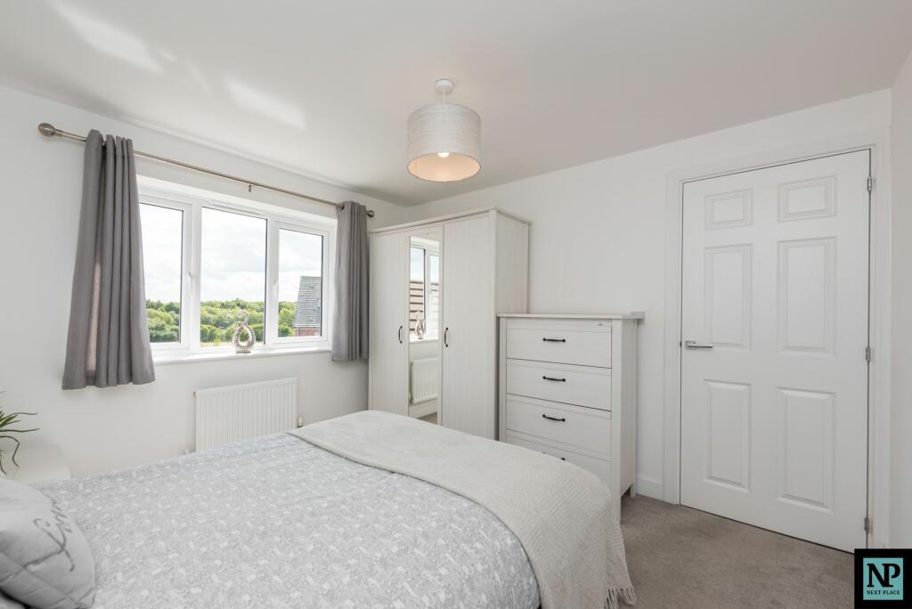 Additional property image - Meadow Way, Tamworth, B79