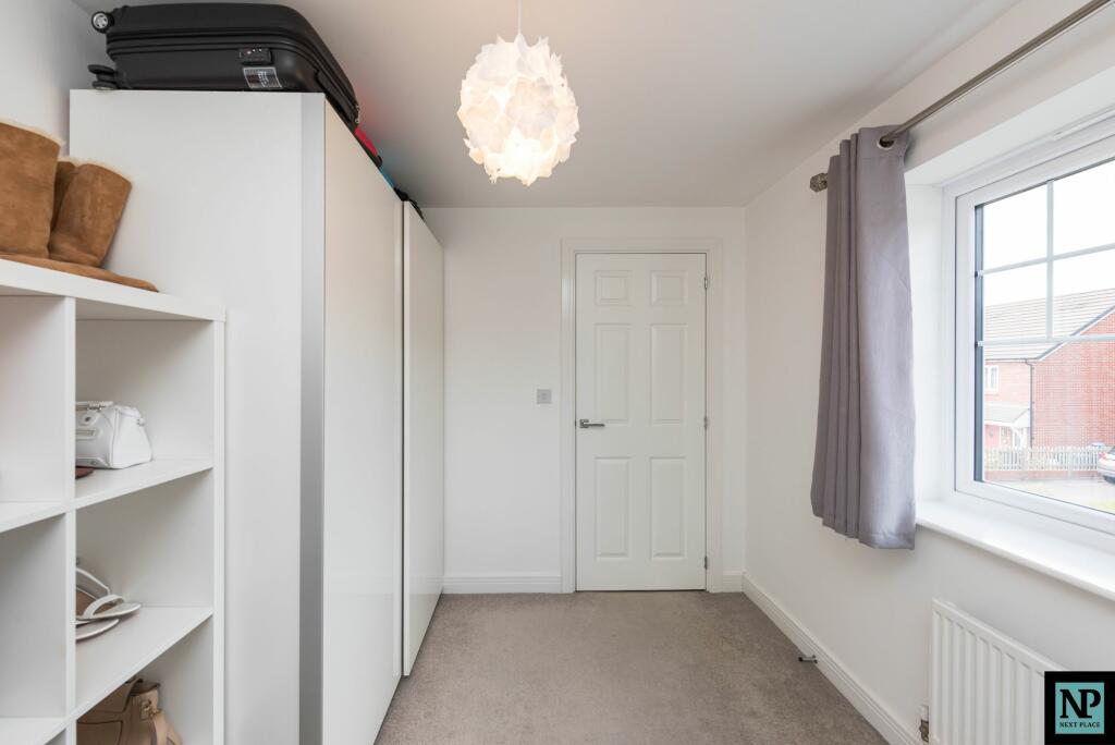 Additional property image - Meadow Way, Tamworth, B79
