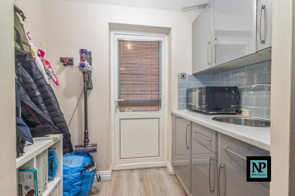 Additional property image - Lindisfarne, Glascote, B77