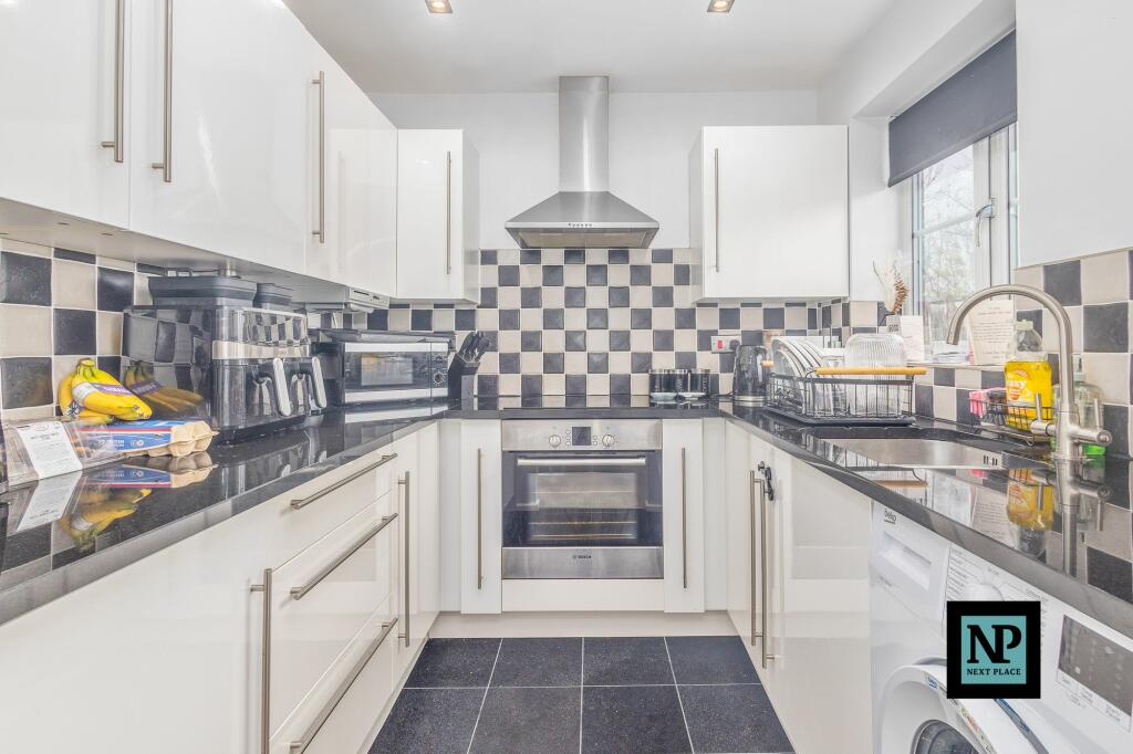 Additional property image - Woburn, Glascote, B77