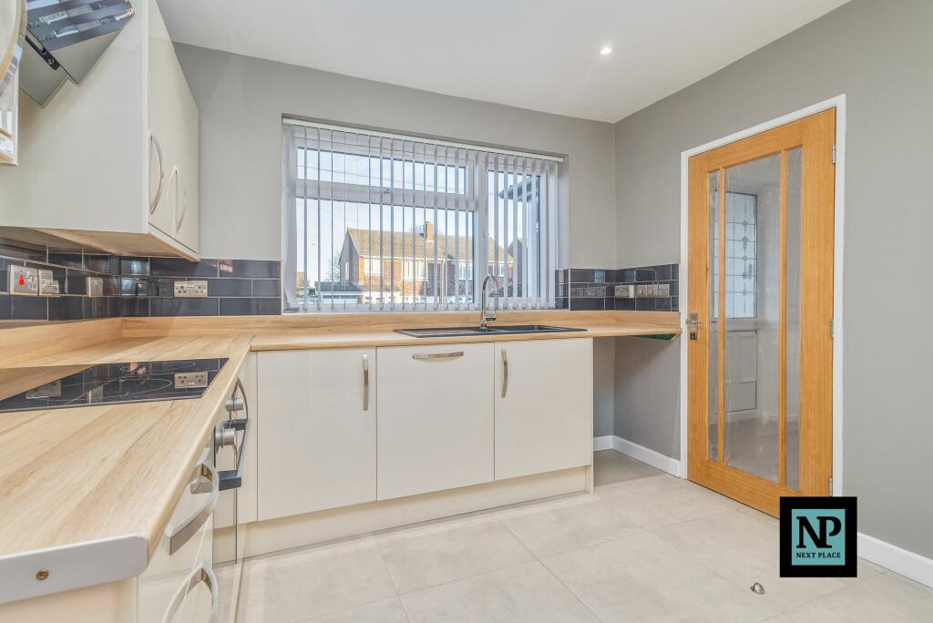 Additional property image - Mildenhall, Tamworth, B79