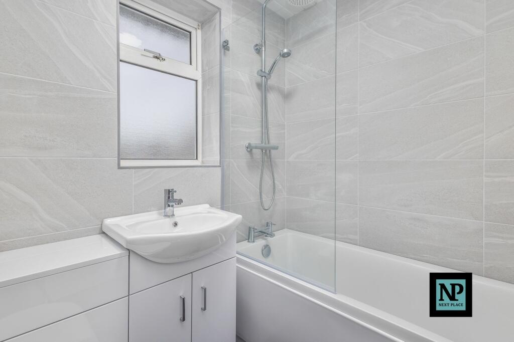 Additional property image - Sutton Avenue, Tamworth, B78