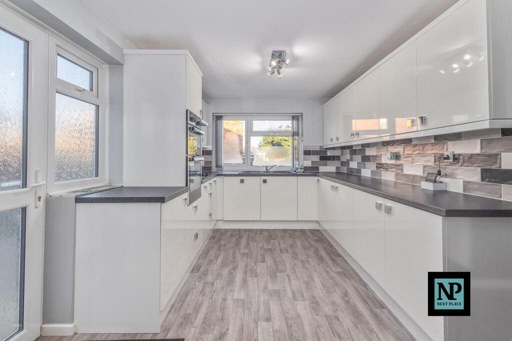 Additional property image - Falna Crescent, Tamworth, B79