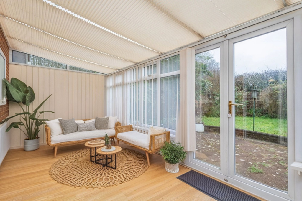 Additional property image - Quince, Tamworth, B77