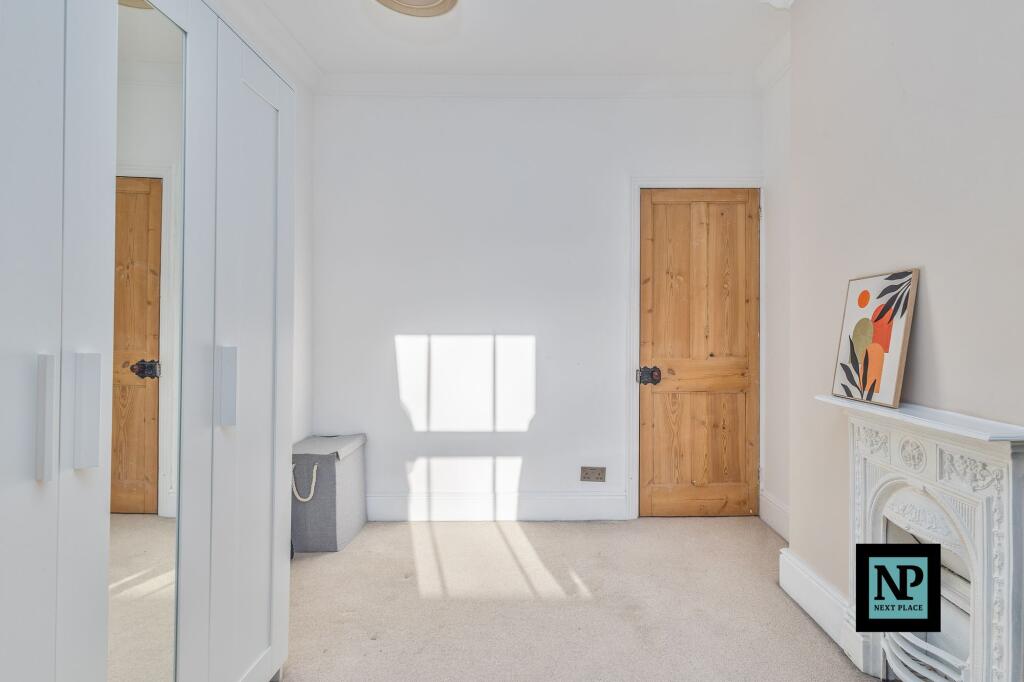 Additional property image - Tamworth Road, Two Gates, B77