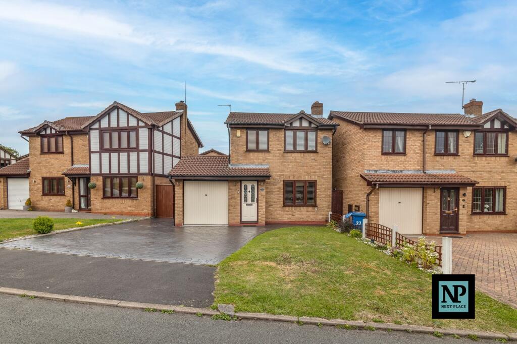 Main image of property: Kurtus, Dosthill, B77