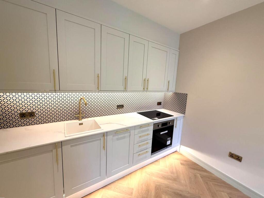 Main image of property: Davigdor Road