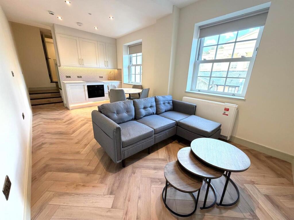 Main image of property: 2 East Street, Brighton