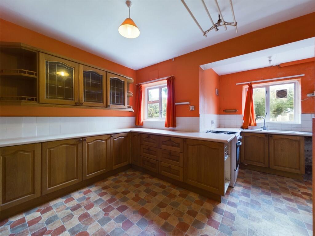 Additional property image - Uphill Road South, Uphill, Weston-Super-Mare, North Somerset, BS23