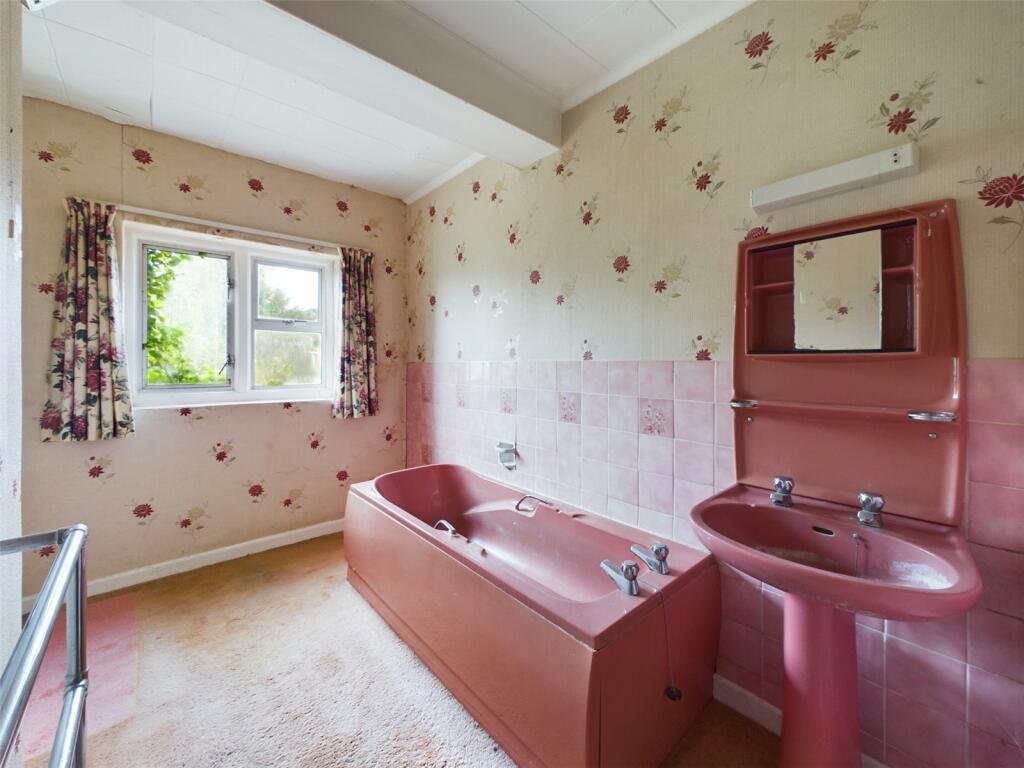 Additional property image - Uphill Road South, Uphill, Weston-Super-Mare, North Somerset, BS23