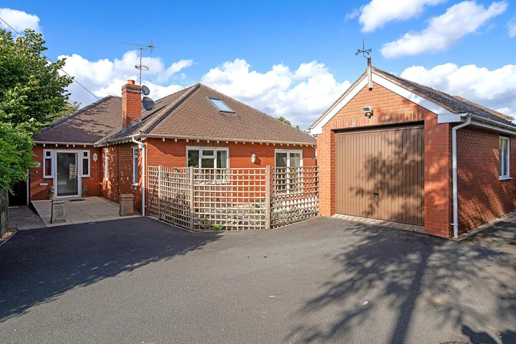 Main image of property: Leckhampton Road, Leckhampton, Cheltenham, GL53