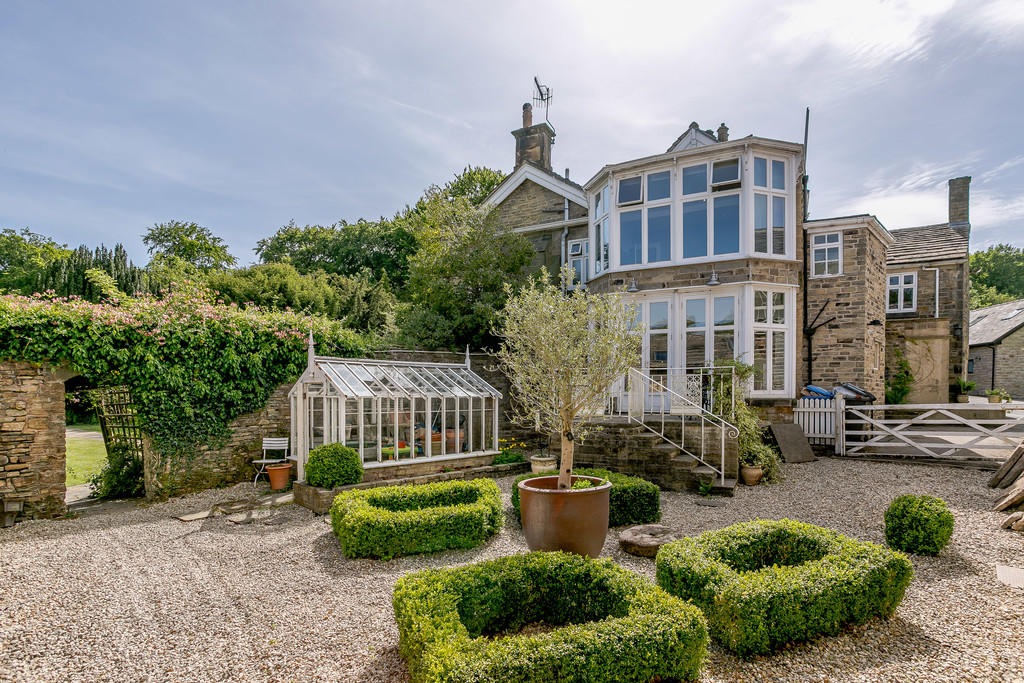 7 bedroom manor house for sale in Hillfoot Road, Totley, Sheffield, S17