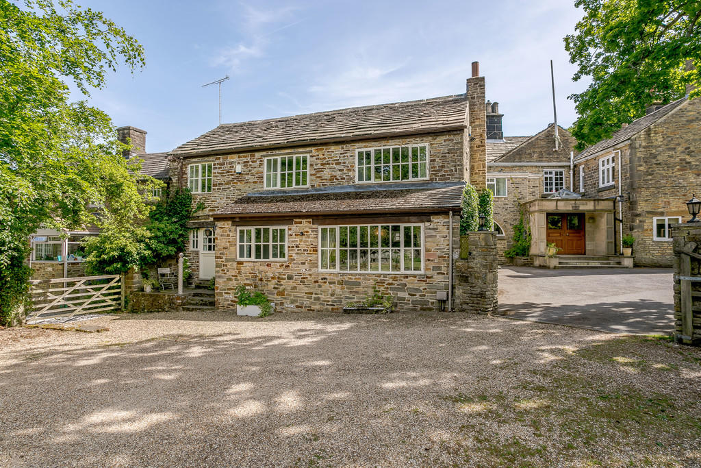 7 bedroom manor house for sale in Hillfoot Road, Totley, Sheffield, S17