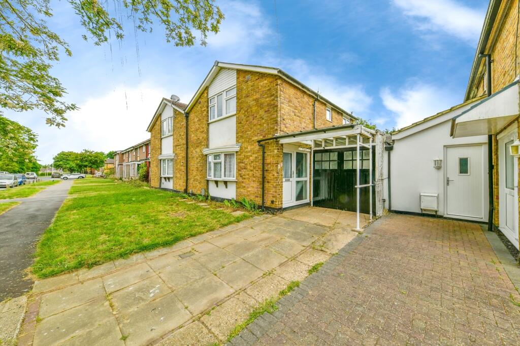 Main image of property: Bedwell Crescent, Stevenage, Hertfordshire, SG1