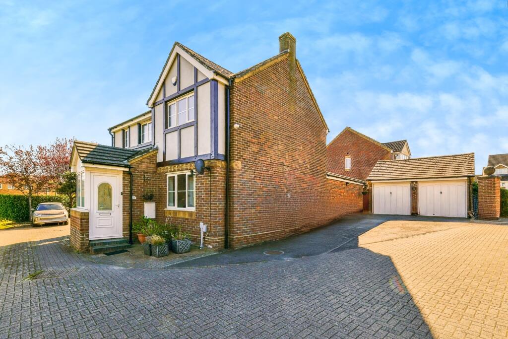 Main image of property: Jupiter Gate, Stevenage, Hertfordshire, SG2