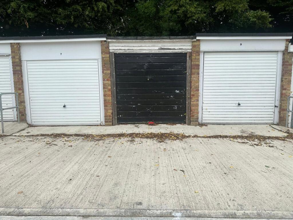Main image of property: Drakes Drive, Stevenage, Hertfordshire, SG2