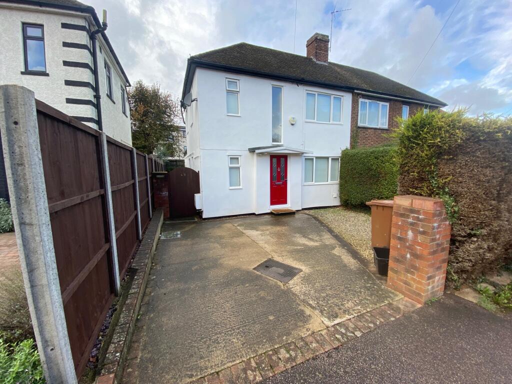 Main image of property: Common Rise, SG4
