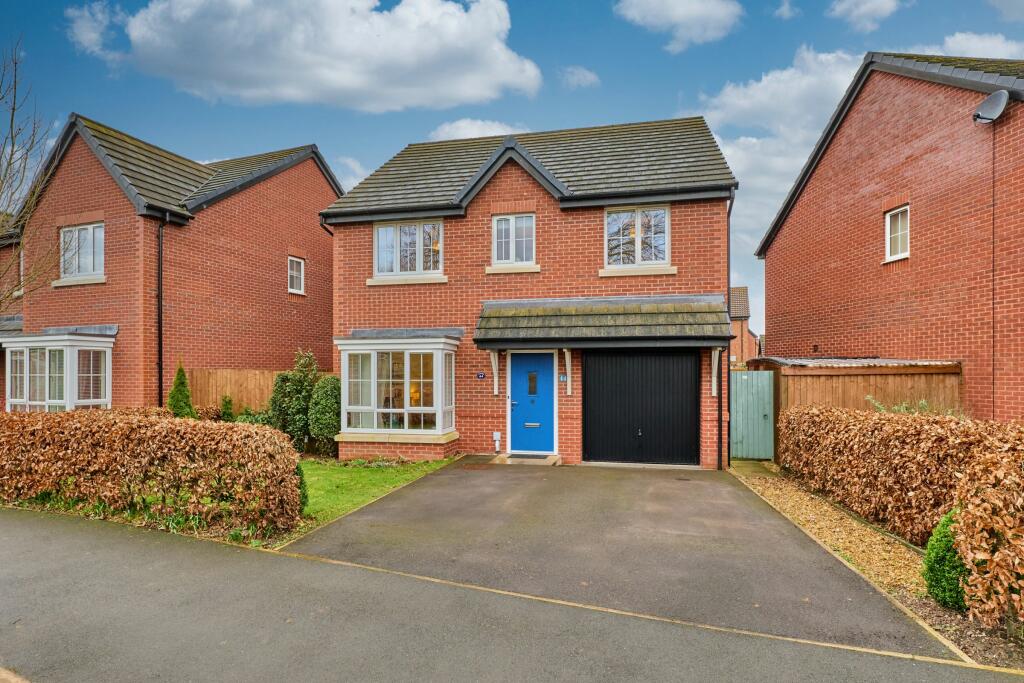 4 bedroom detached house for sale in Hall Drive, Alsager, Cheshire, ST7 2UD, ST7