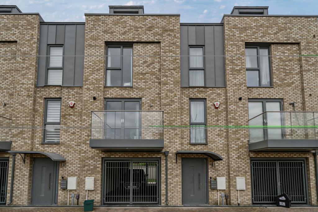 Main image of property: Sevenoaks Road Orpington BR6