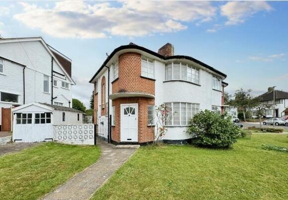 Main image of property: Fieldway Petts Wood BR5