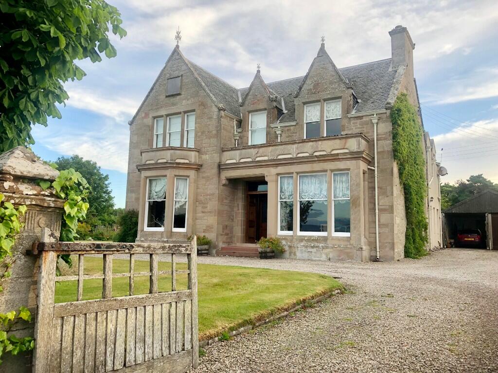 5 bedroom detached house for sale in Westfield, Evelix Road, Dornoch