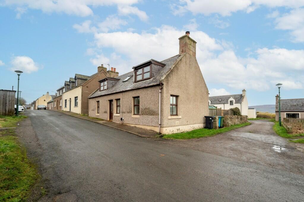 Main image of property: 3 King Street, Embo, IV25 3PU