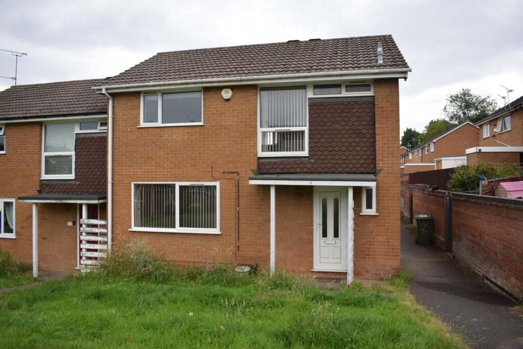 Main image of property: 23 Snowdon Close, Nuneaton
