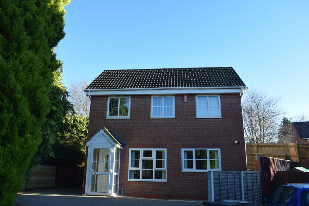 Main image of property: 5 Charlotte Close, Nuneaton