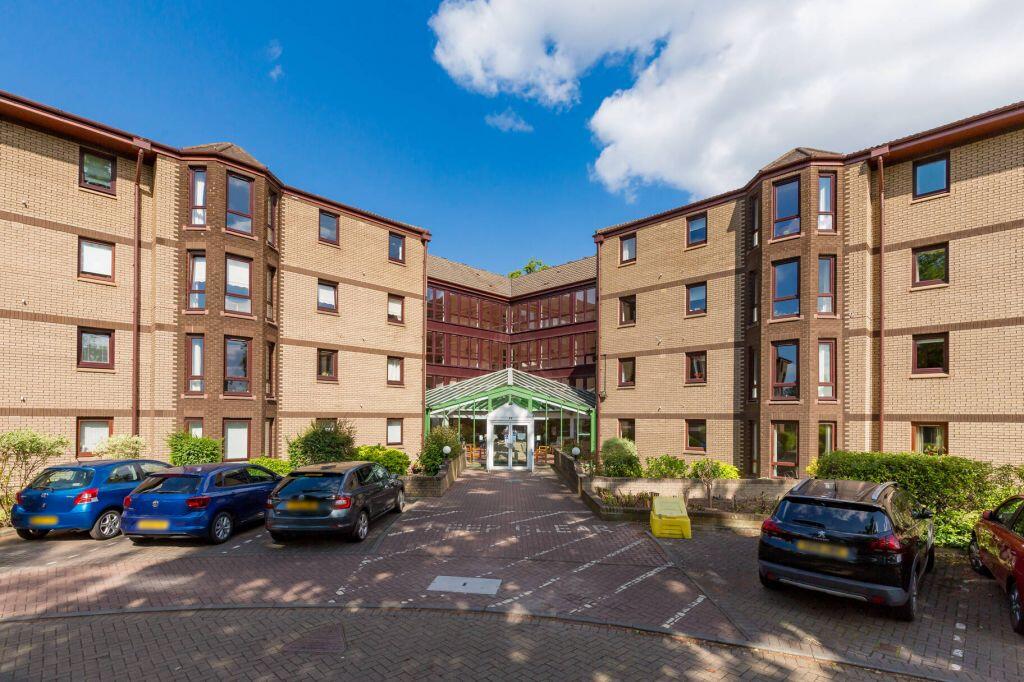 Main image of property: 77/17 Barnton Park View, EDINBURGH, EH4 6EL
