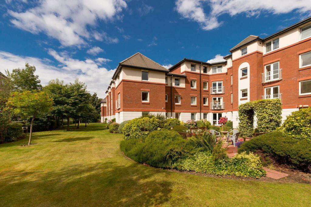 Main image of property: 27/325 West Savile Terrace, Edinburgh, EH9 3DT