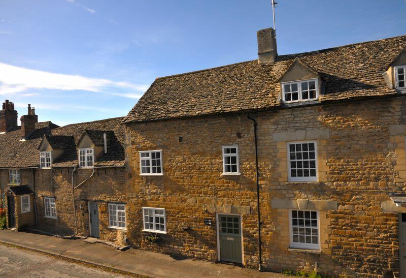 3 bedroom terraced house for sale in Abbey Street, Eynsham, OX29