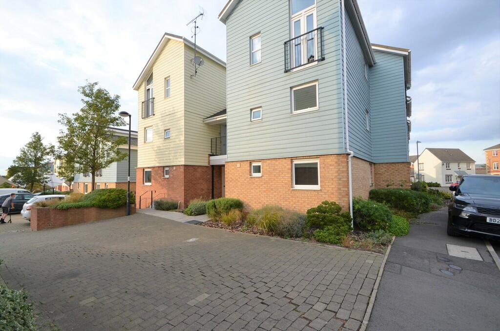 2 bedroom apartment for sale in Follager Road, Rugby, CV21